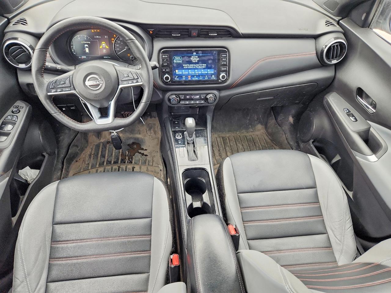 2023 NISSAN KICKS SR photo 22