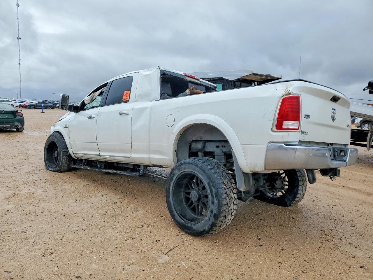 2016 RAM 2500 LARAMIE photo 3