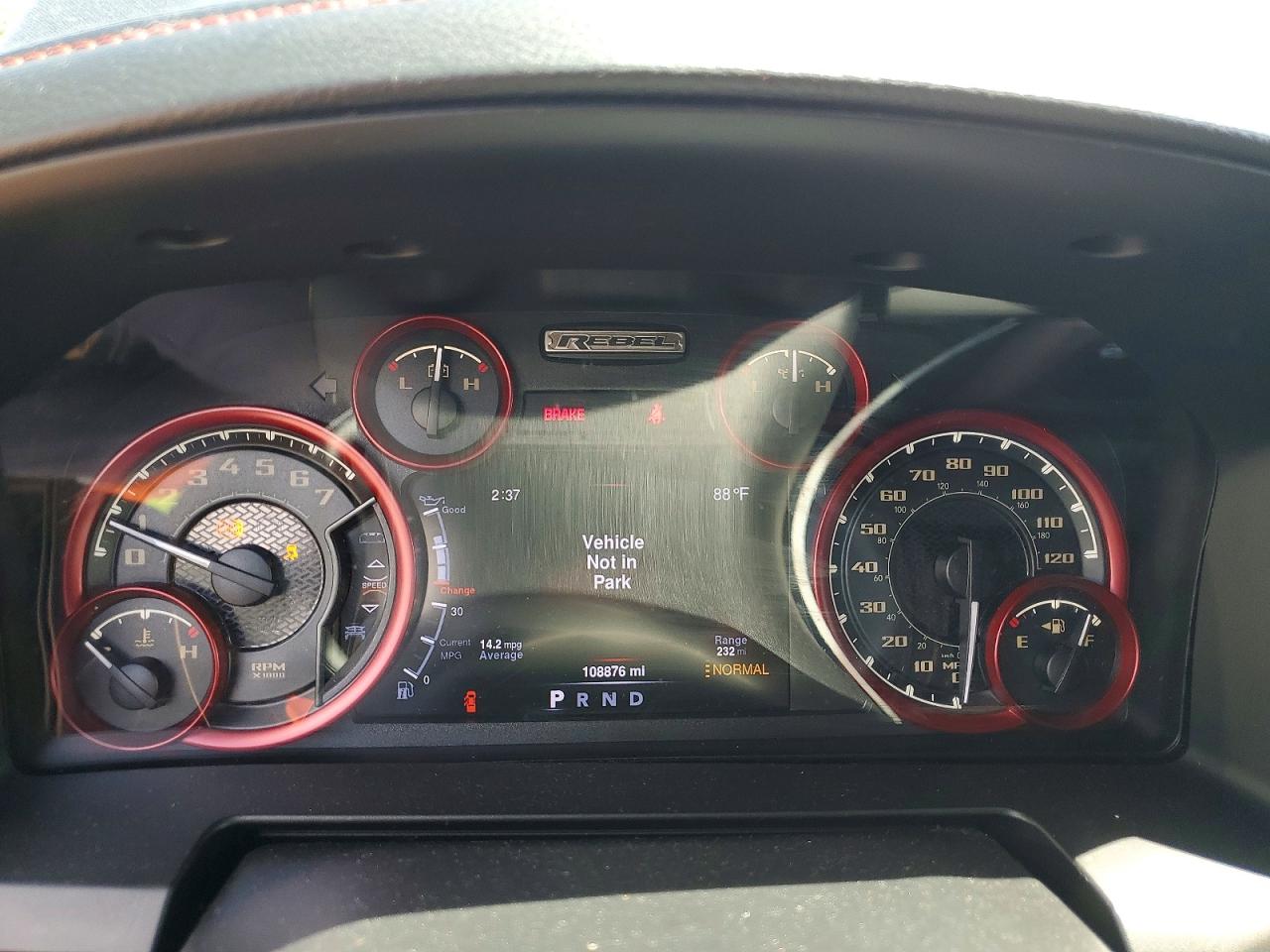 2016 RAM 1500 REBEL photo 9