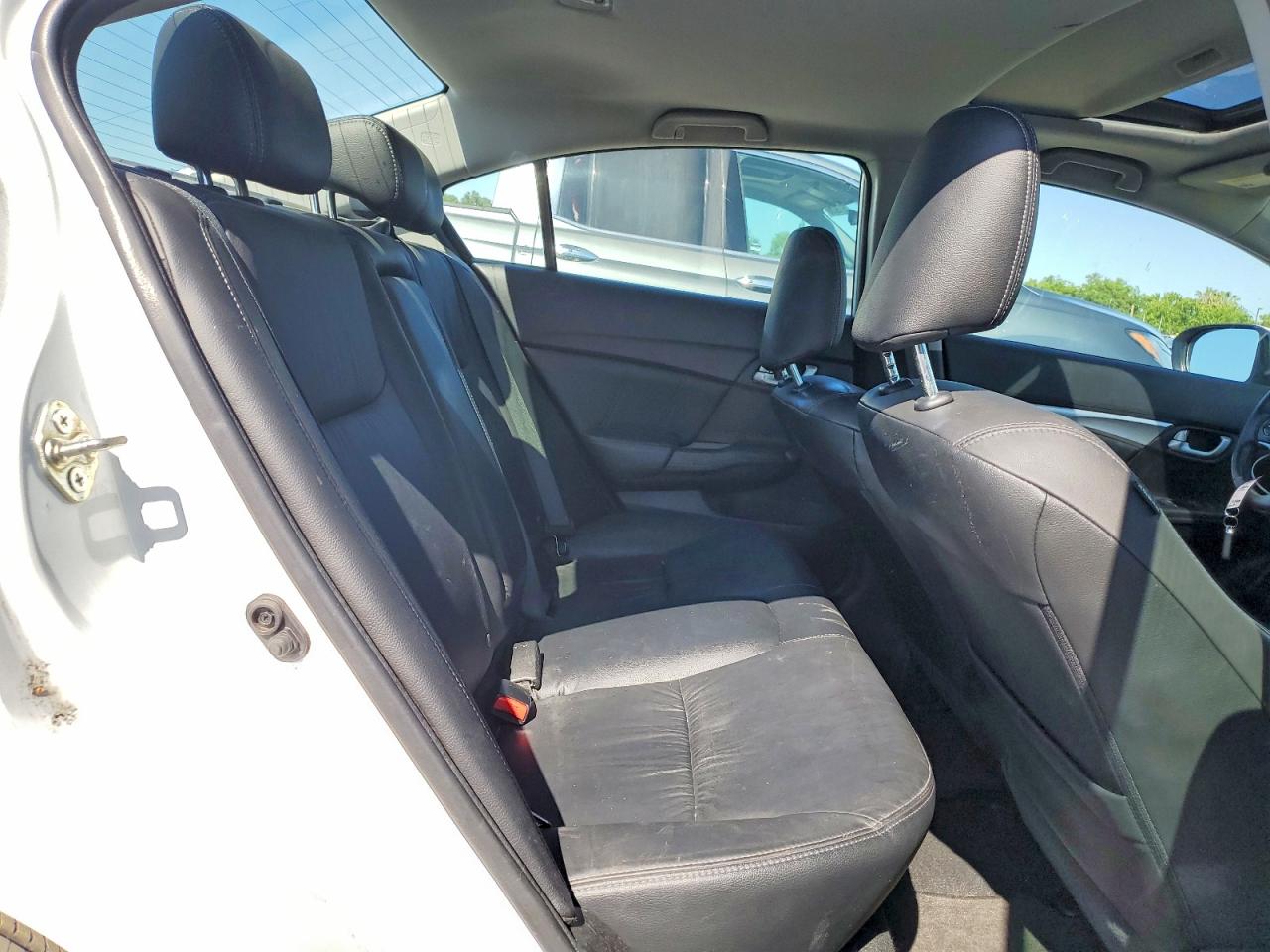 2015 HONDA CIVIC photo 28