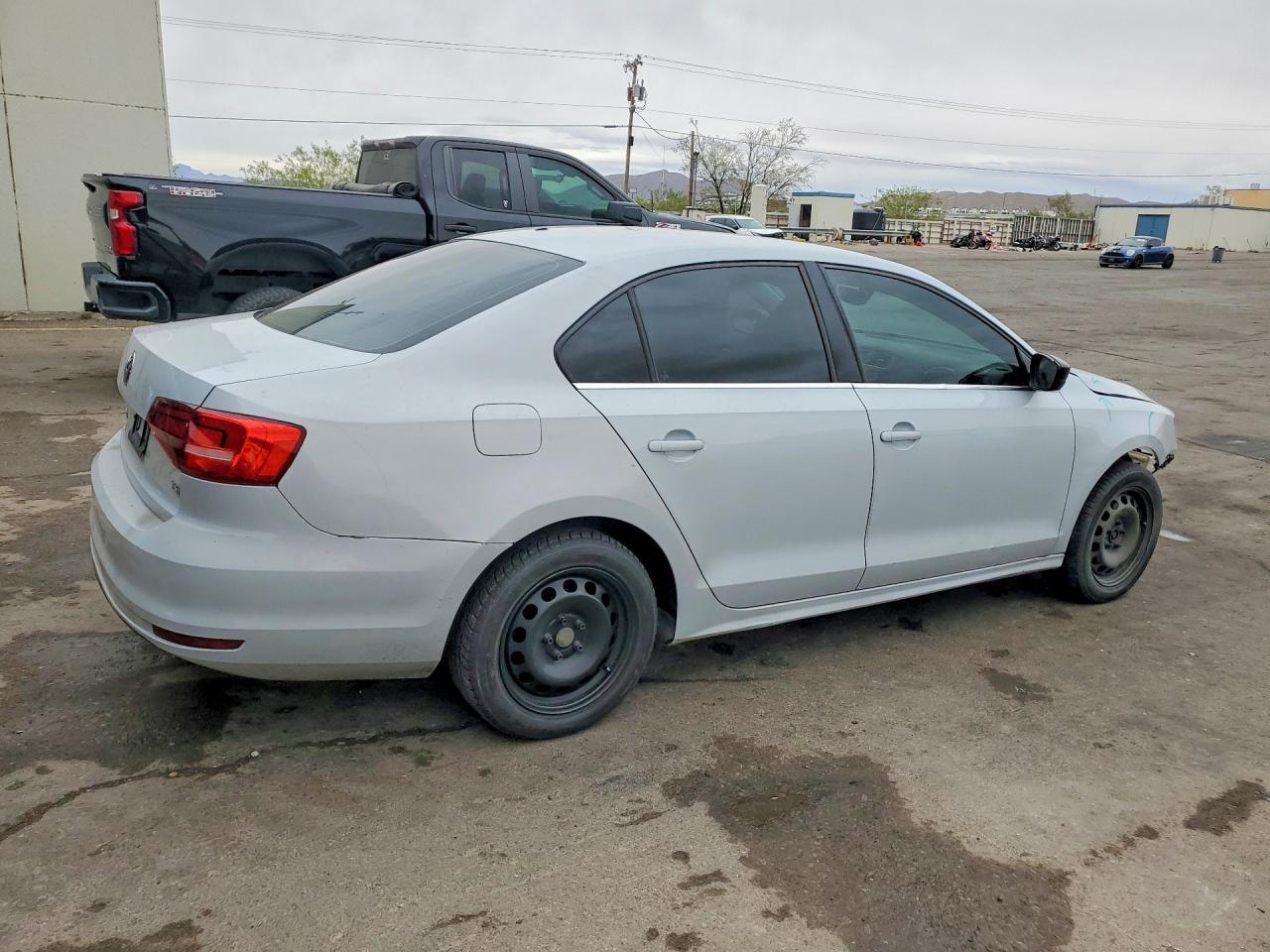 2017 VOLKSWAGEN JETTA S photo 5