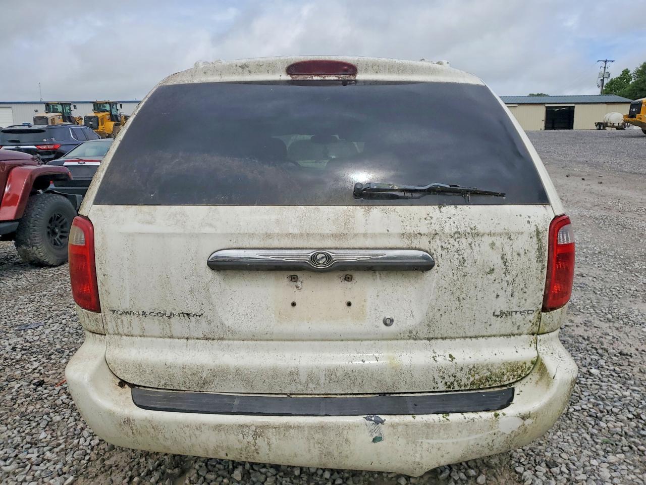 2003 CHRYSLER TOWN & COUNTRY LIMITED photo 11