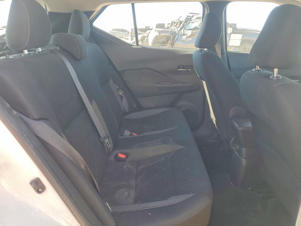 2020 NISSAN KICKS SV photo 28