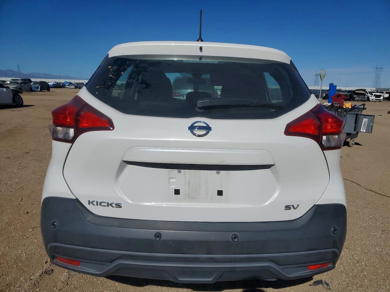 2020 NISSAN KICKS SV photo 16