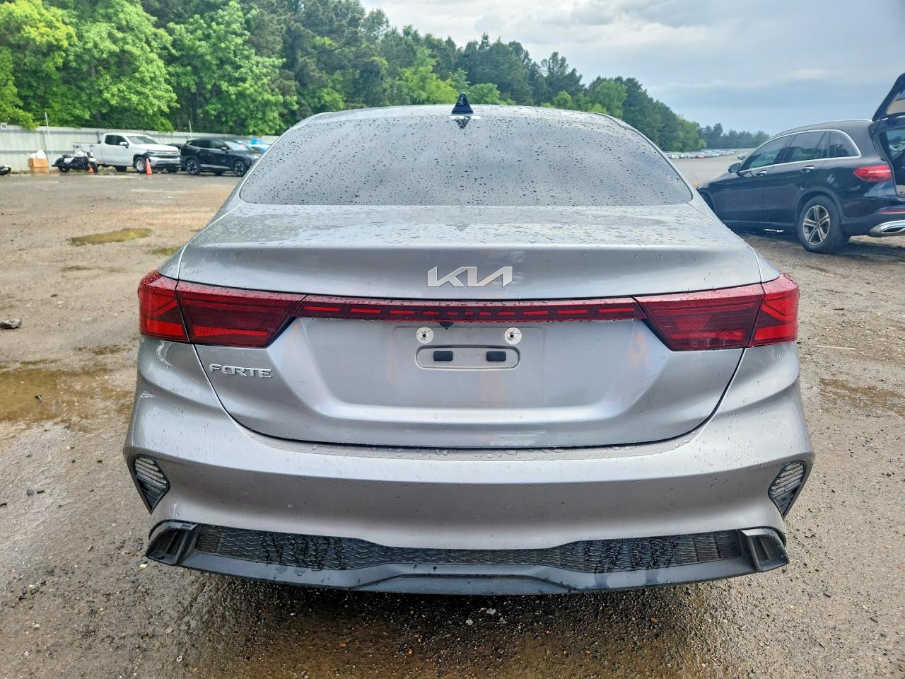 2023 KIA FORTE LXS photo 16