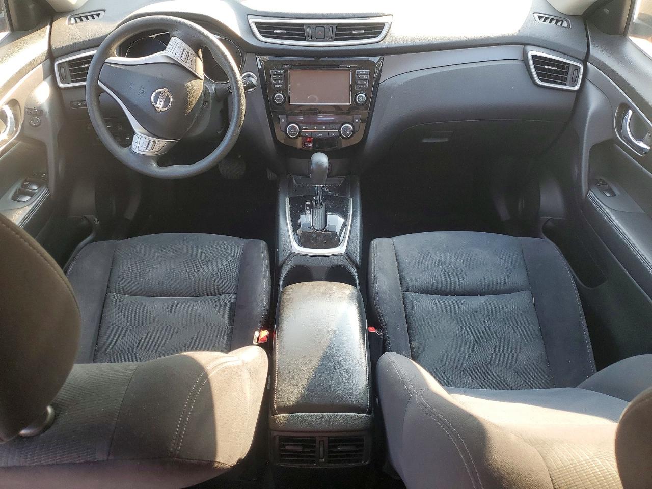 2016 NISSAN ROGUE SV photo 22