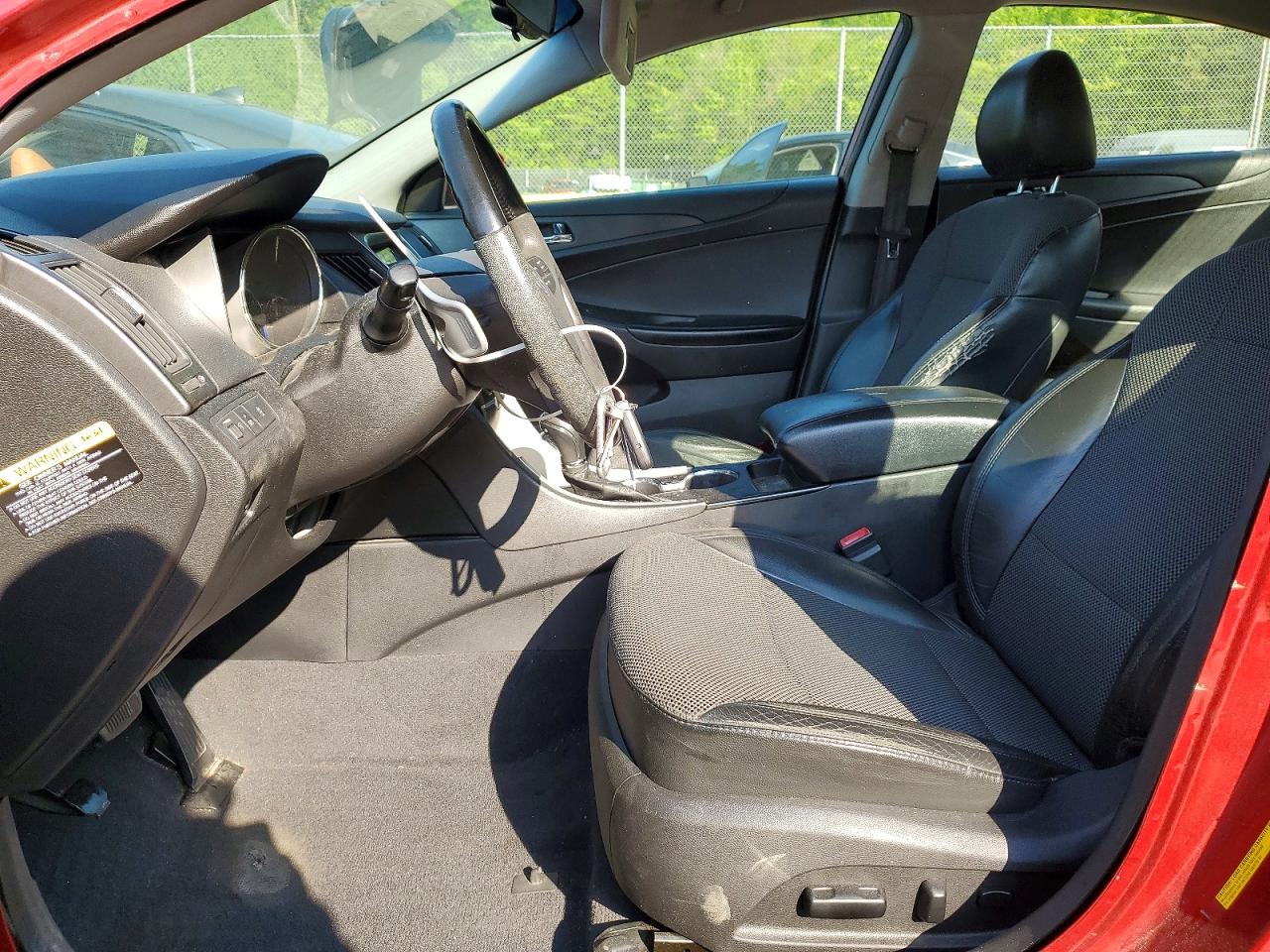 2012 HYUNDAI SONATA SE photo 13