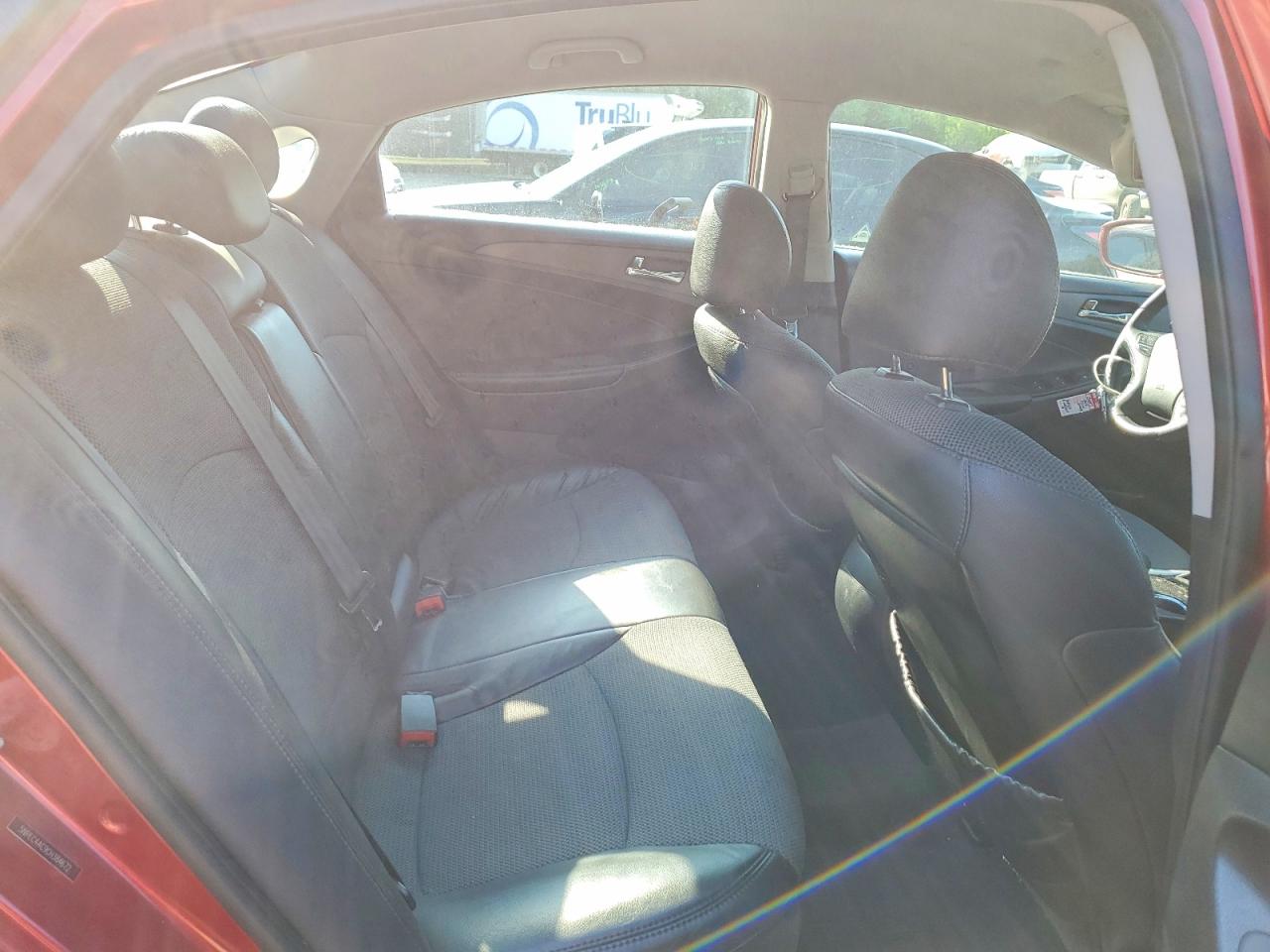 2012 HYUNDAI SONATA SE photo 19
