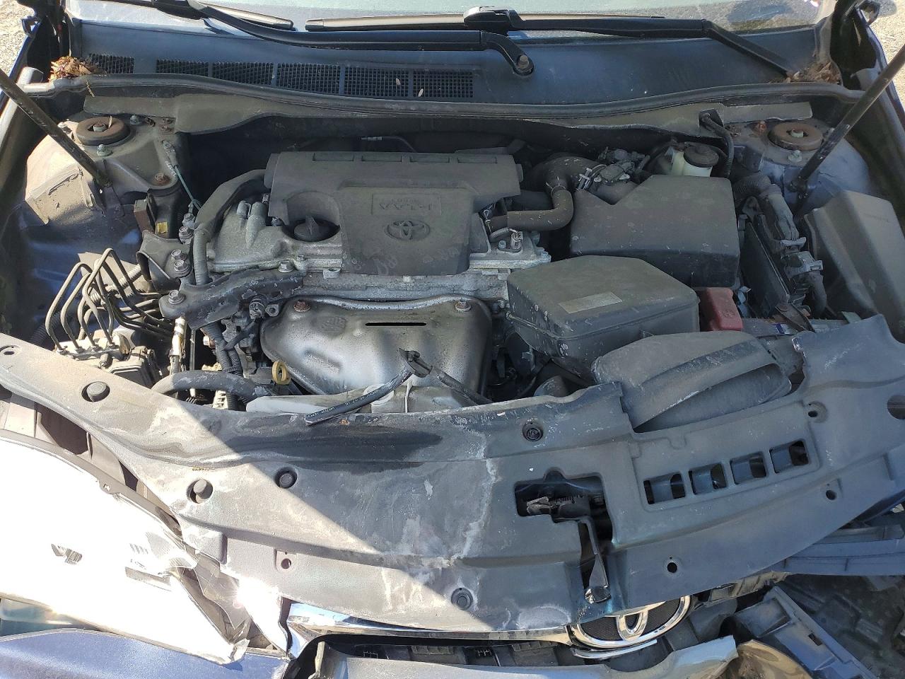 2016 TOYOTA CAMRY LE photo 11