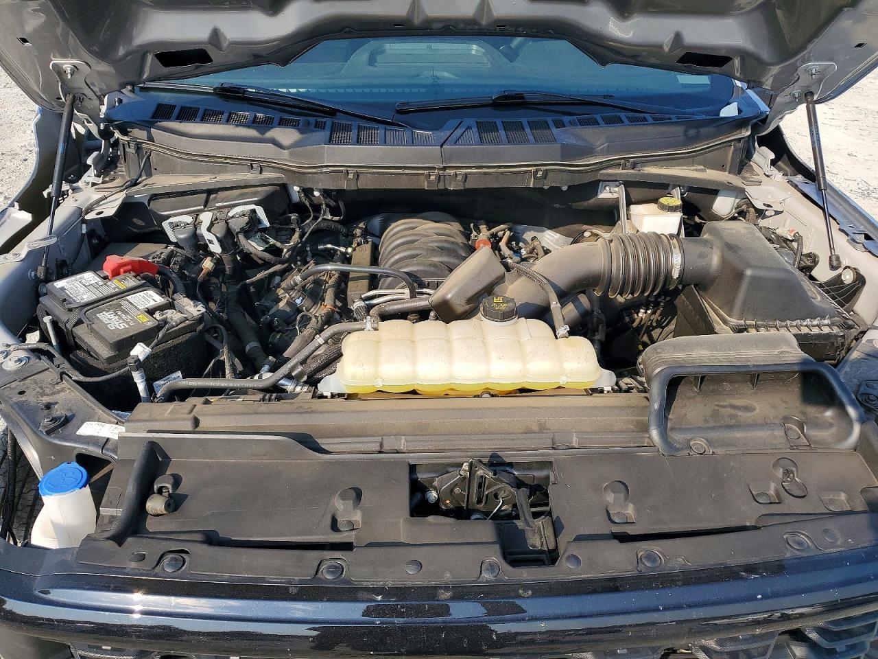 2024 FORD F150 STX photo 21
