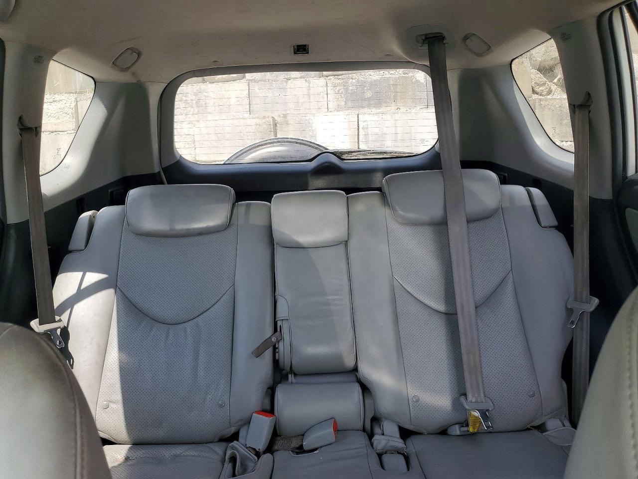 2010 TOYOTA RAV4 LIMITED photo 19