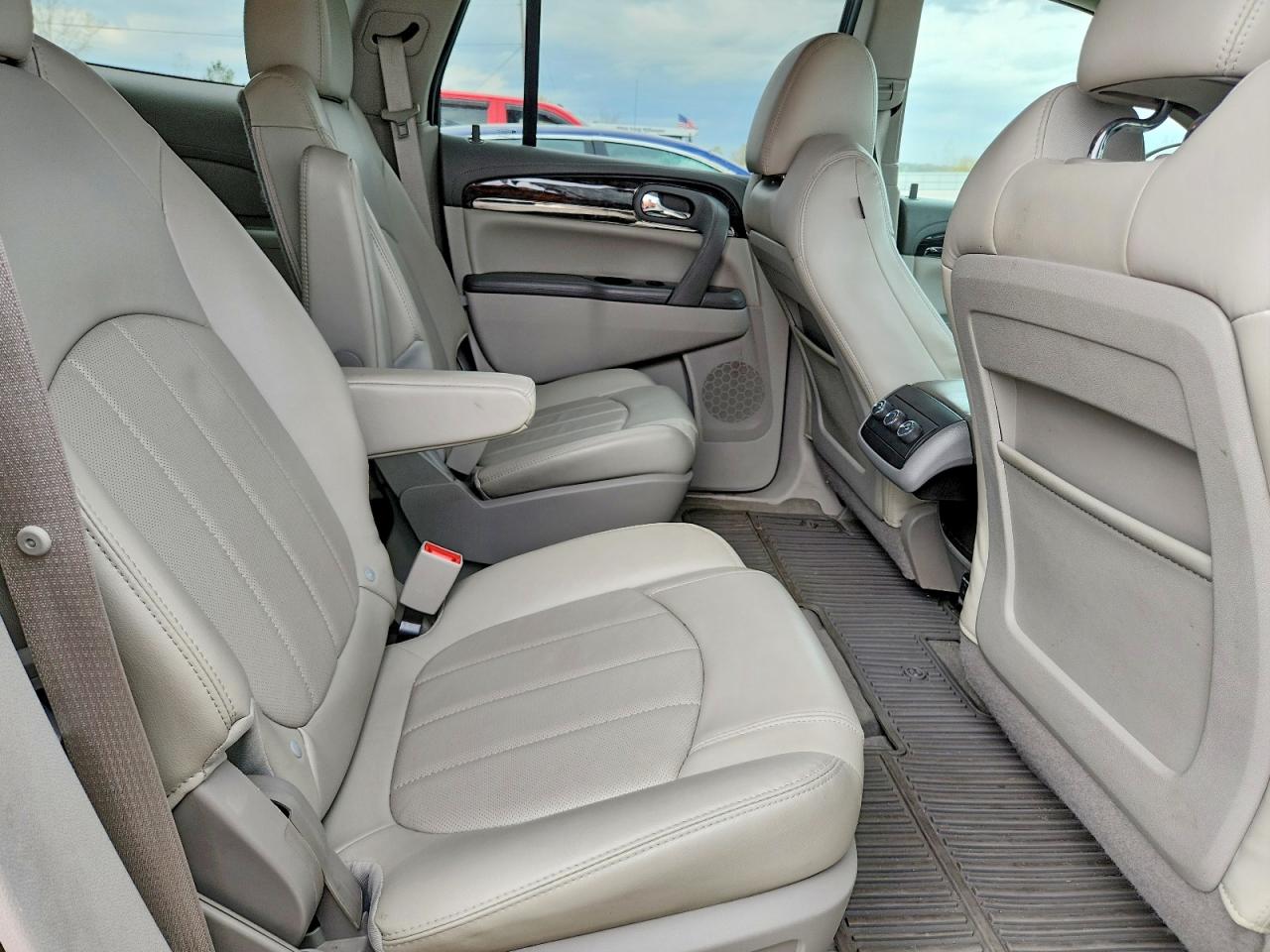 2015 BUICK ENCLAVE photo 21