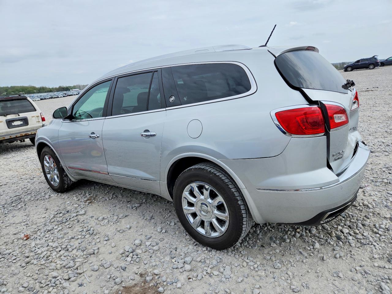 2015 BUICK ENCLAVE photo 3
