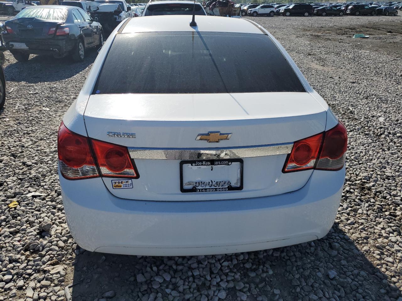 2013 CHEVROLET CRUZE LS photo 6