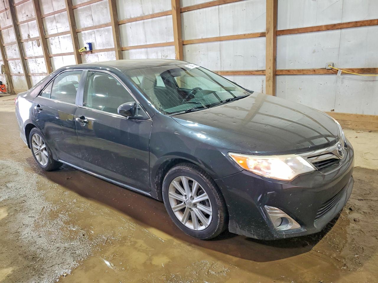 2014 TOYOTA CAMRY XLE photo 7