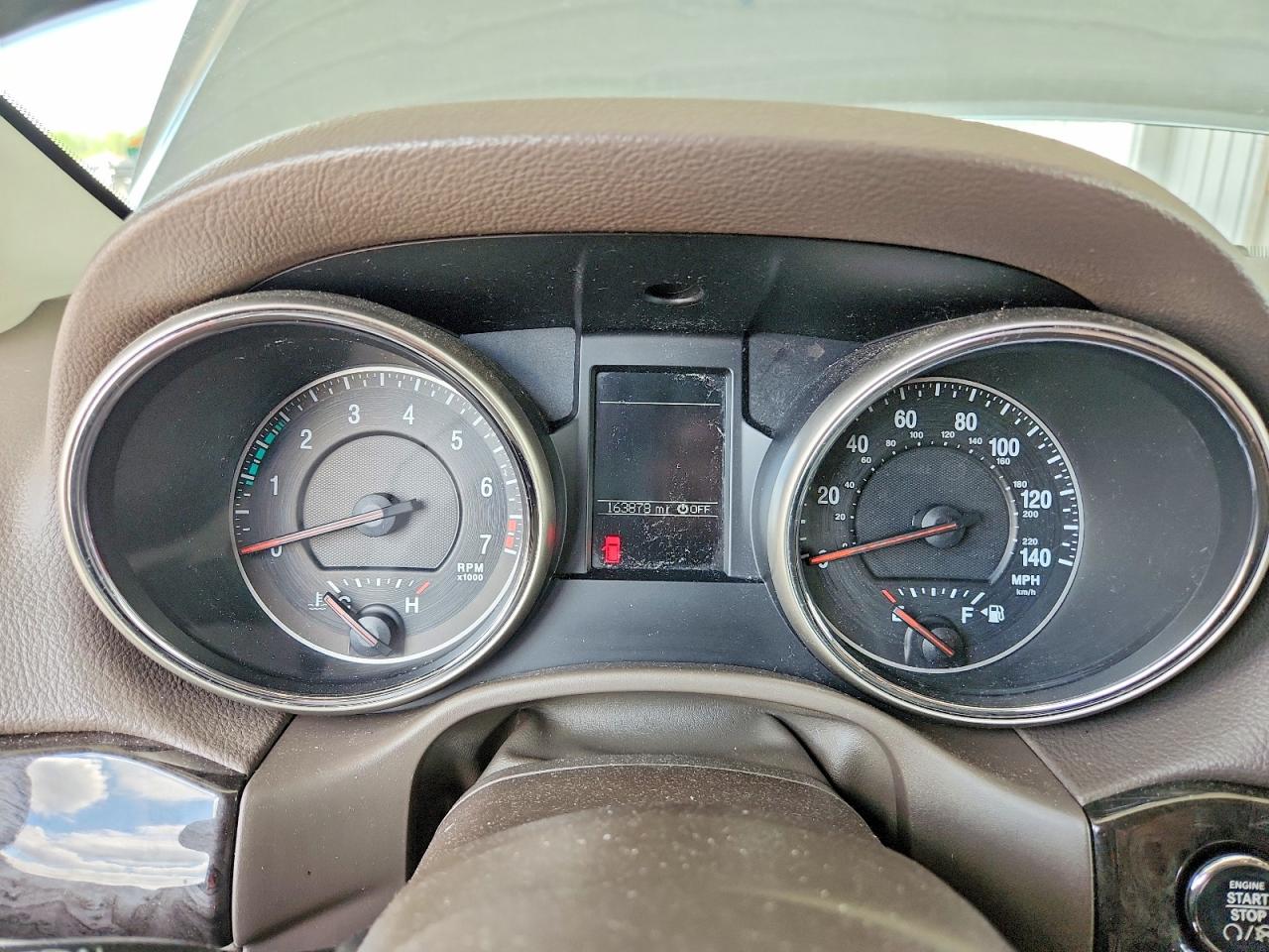 2011 JEEP GRAND CHEROKEE LAREDO photo 17
