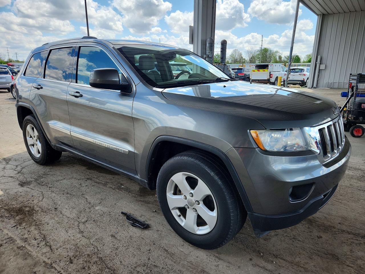 2011 JEEP GRAND CHEROKEE LAREDO photo 7