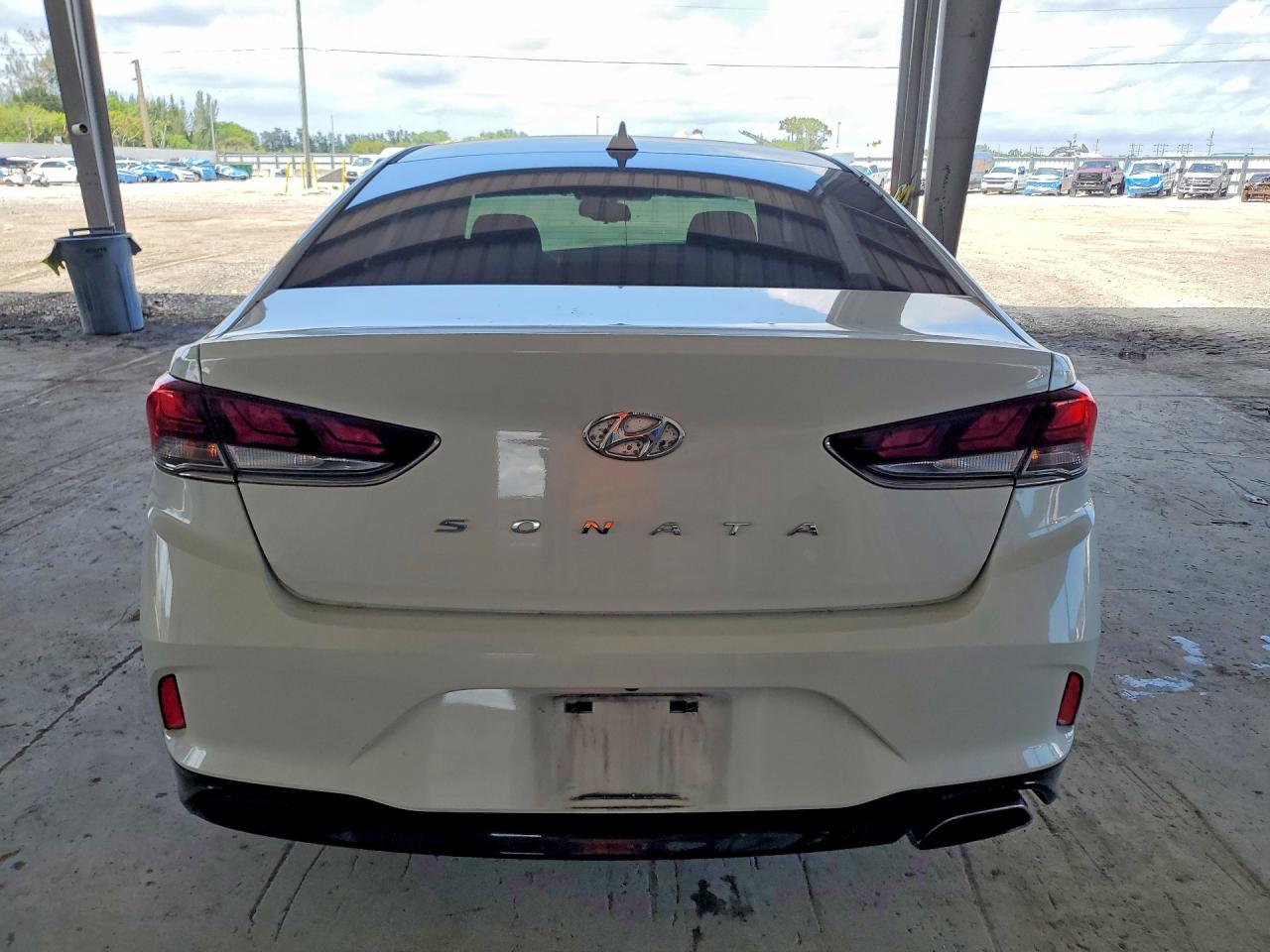 2018 HYUNDAI SONATA SEL photo 11