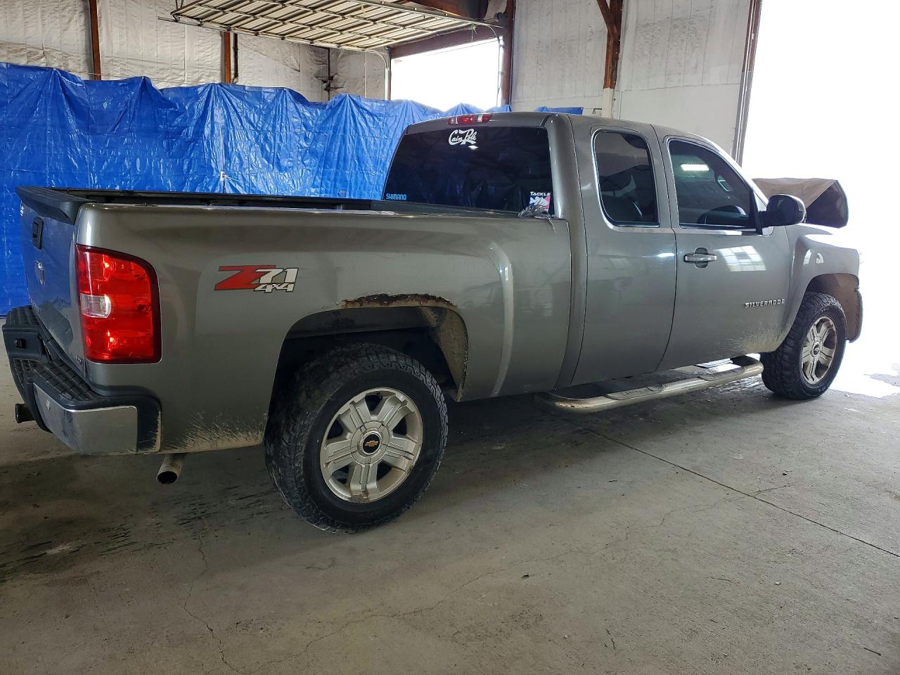 2009 CHEVROLET SILVERADO K1500 LTZ photo 3