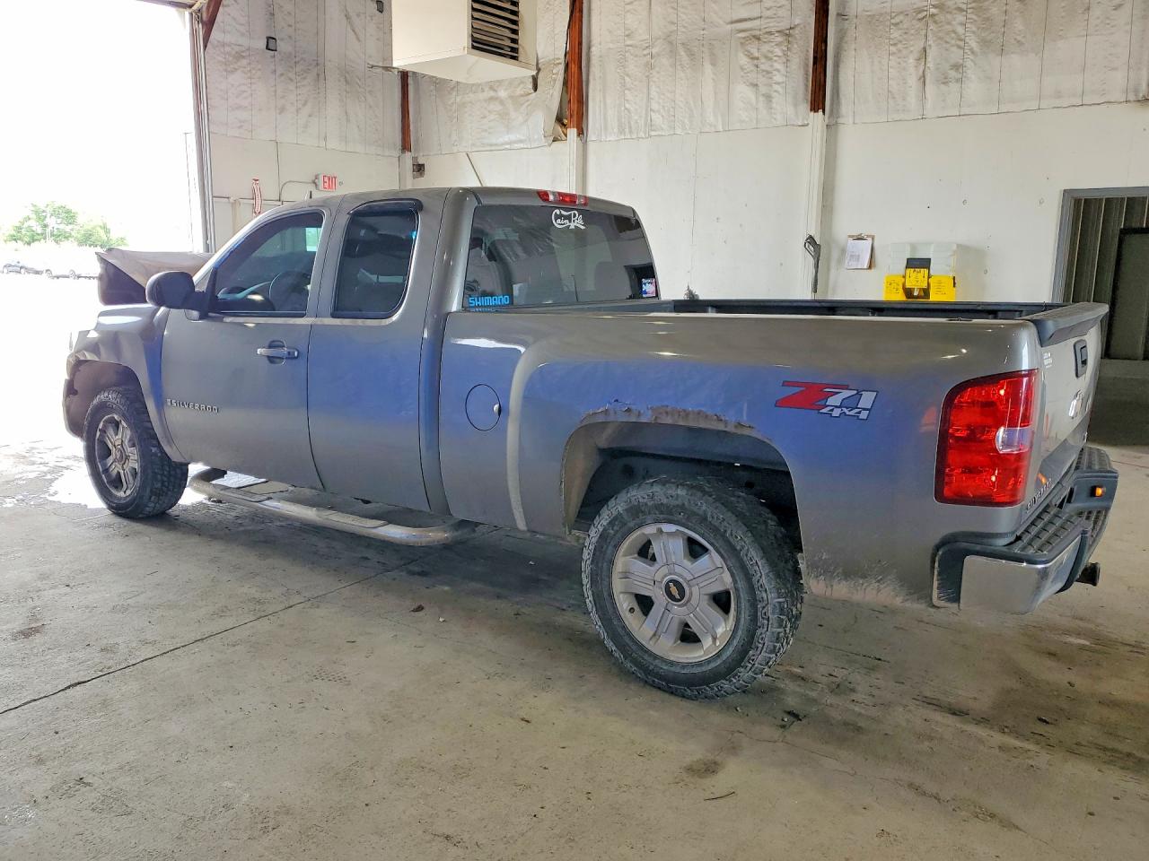 2009 CHEVROLET SILVERADO K1500 LTZ photo 2
