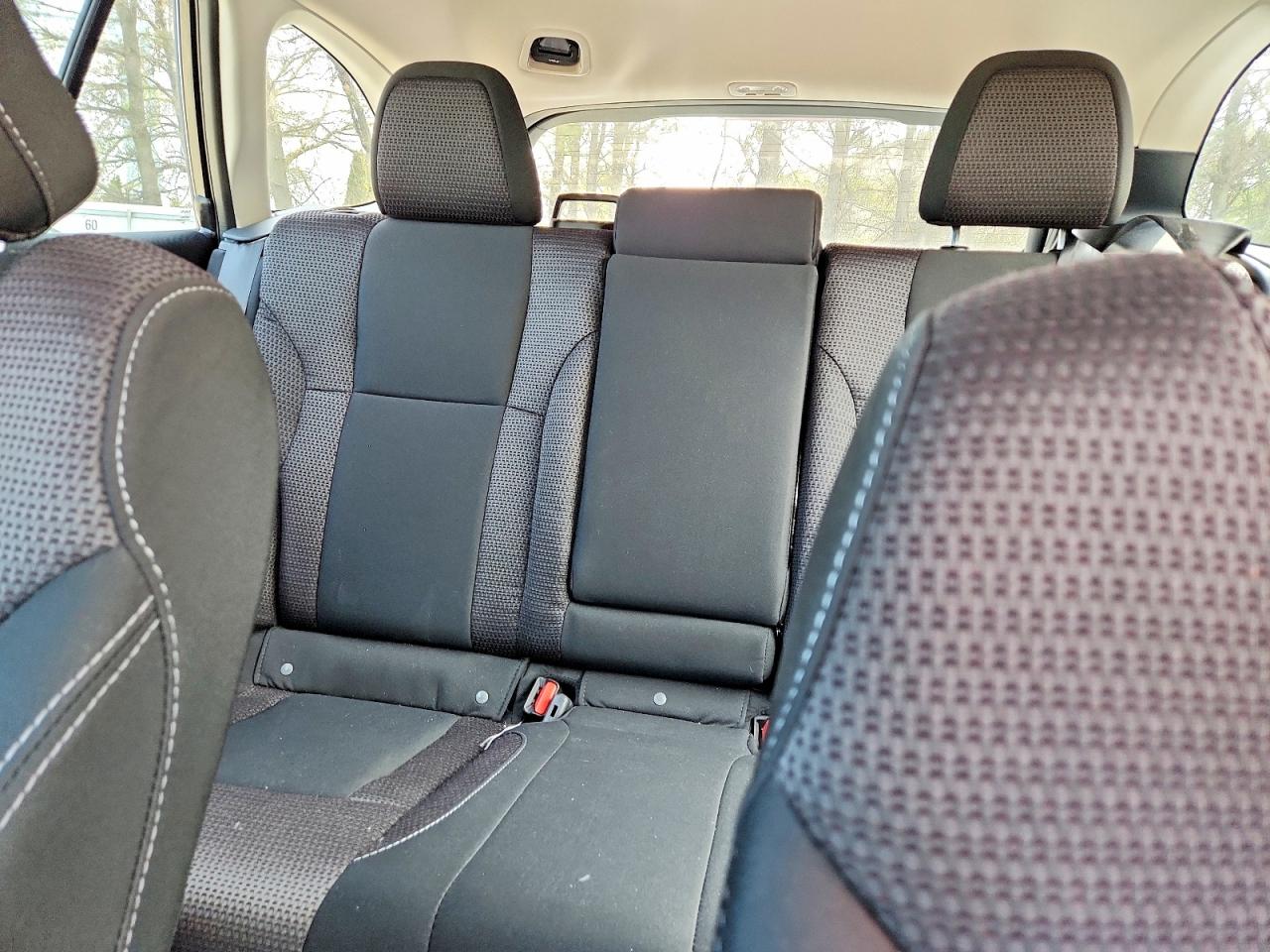 2025 SUBARU OUTBACK photo 19