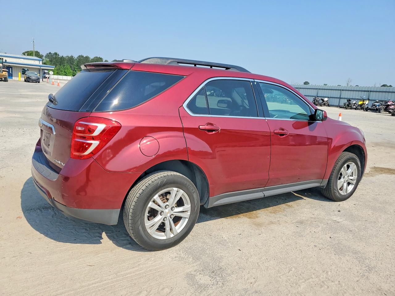2016 CHEVROLET EQUINOX LT photo 3