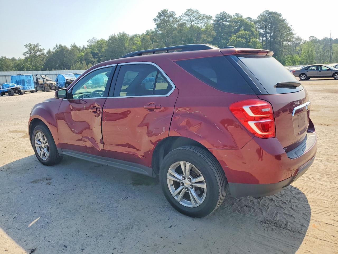 2016 CHEVROLET EQUINOX LT photo 2