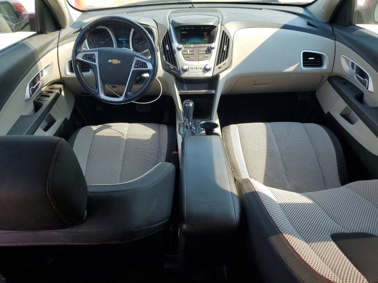 2016 CHEVROLET EQUINOX LT photo 8