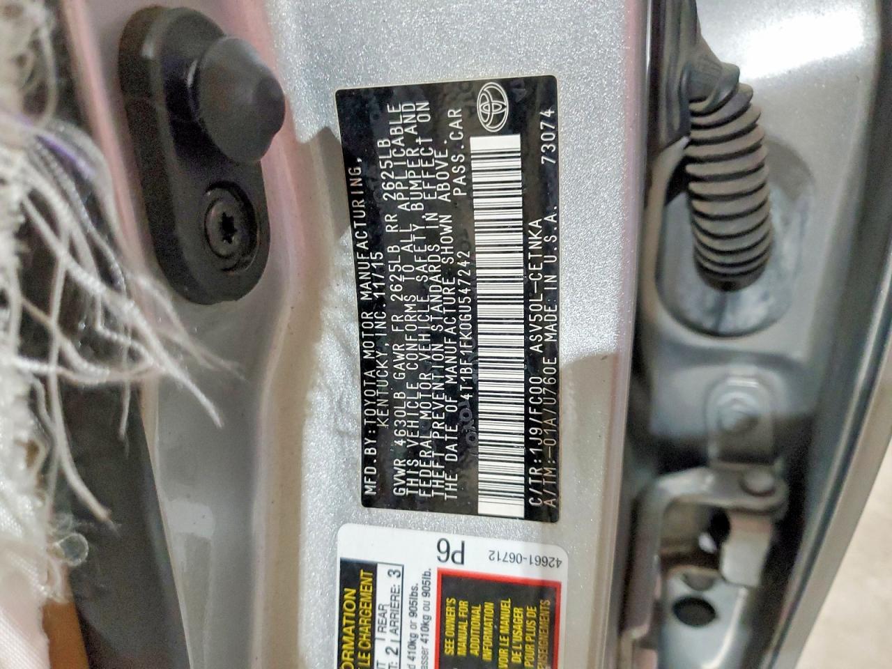 2016 TOYOTA CAMRY LE photo 37
