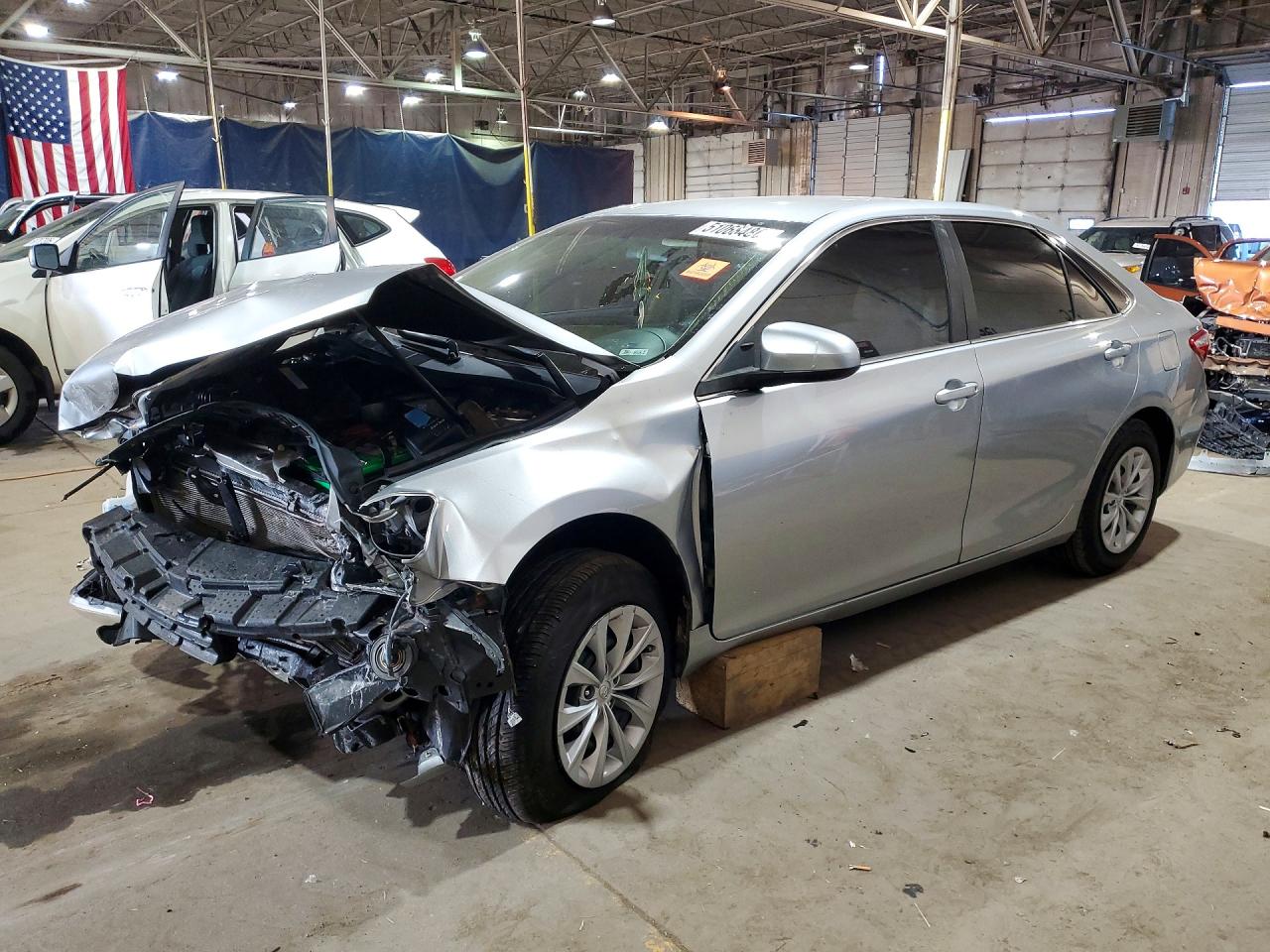 2016 TOYOTA CAMRY