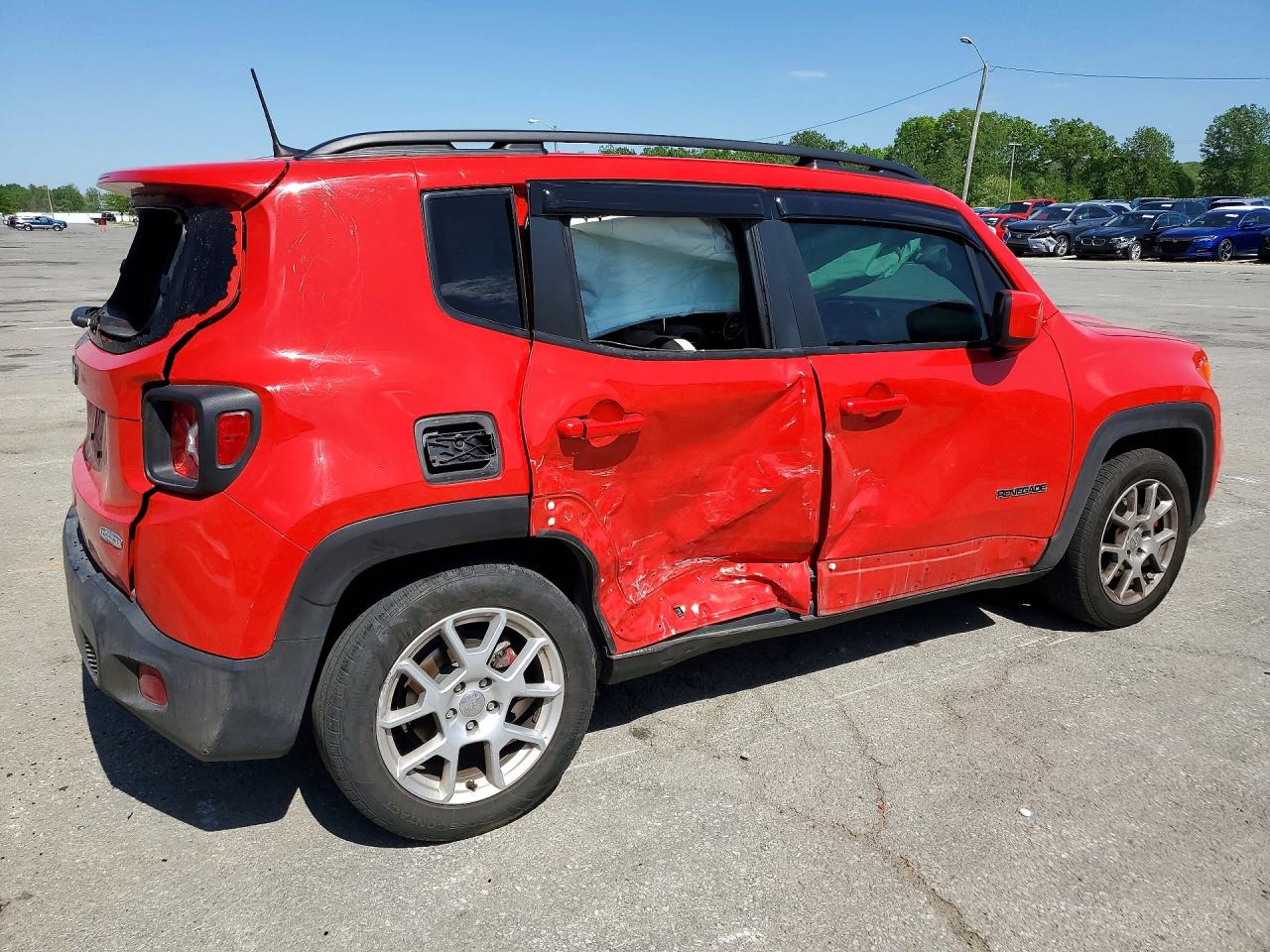 2019 JEEP RENEGADE LATITUDE photo 5