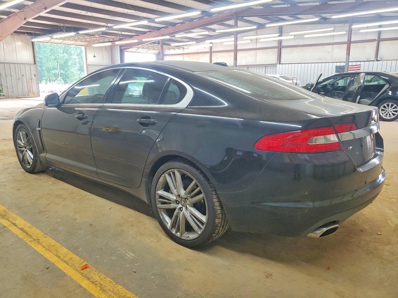 2009 JAGUAR XF PREMIUM LUXURY photo 3