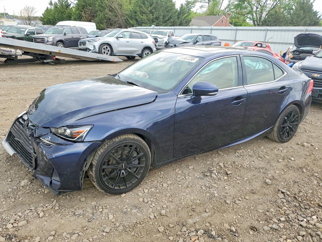2017 LEXUS IS