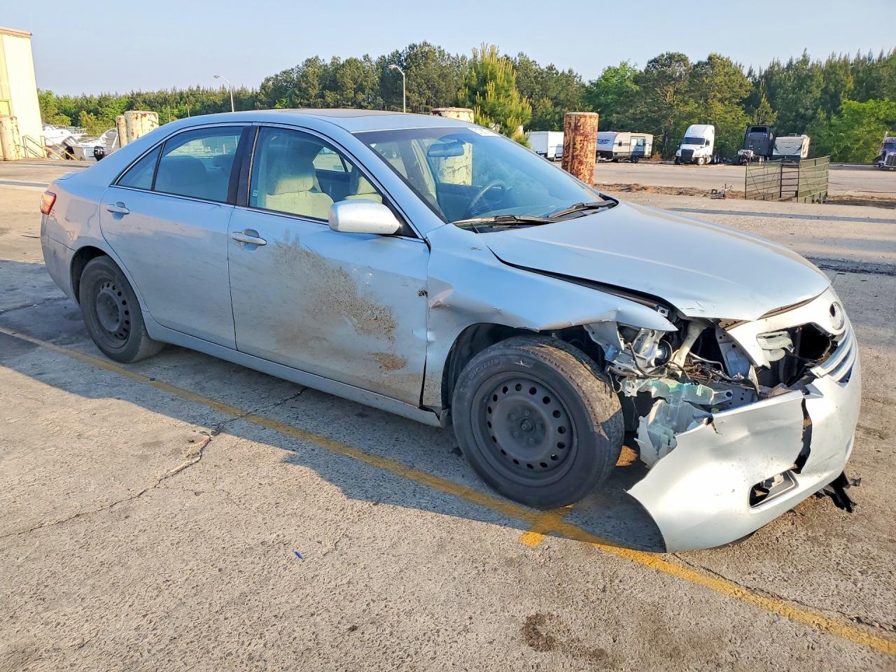 2009 TOYOTA CAMRY LE photo 7