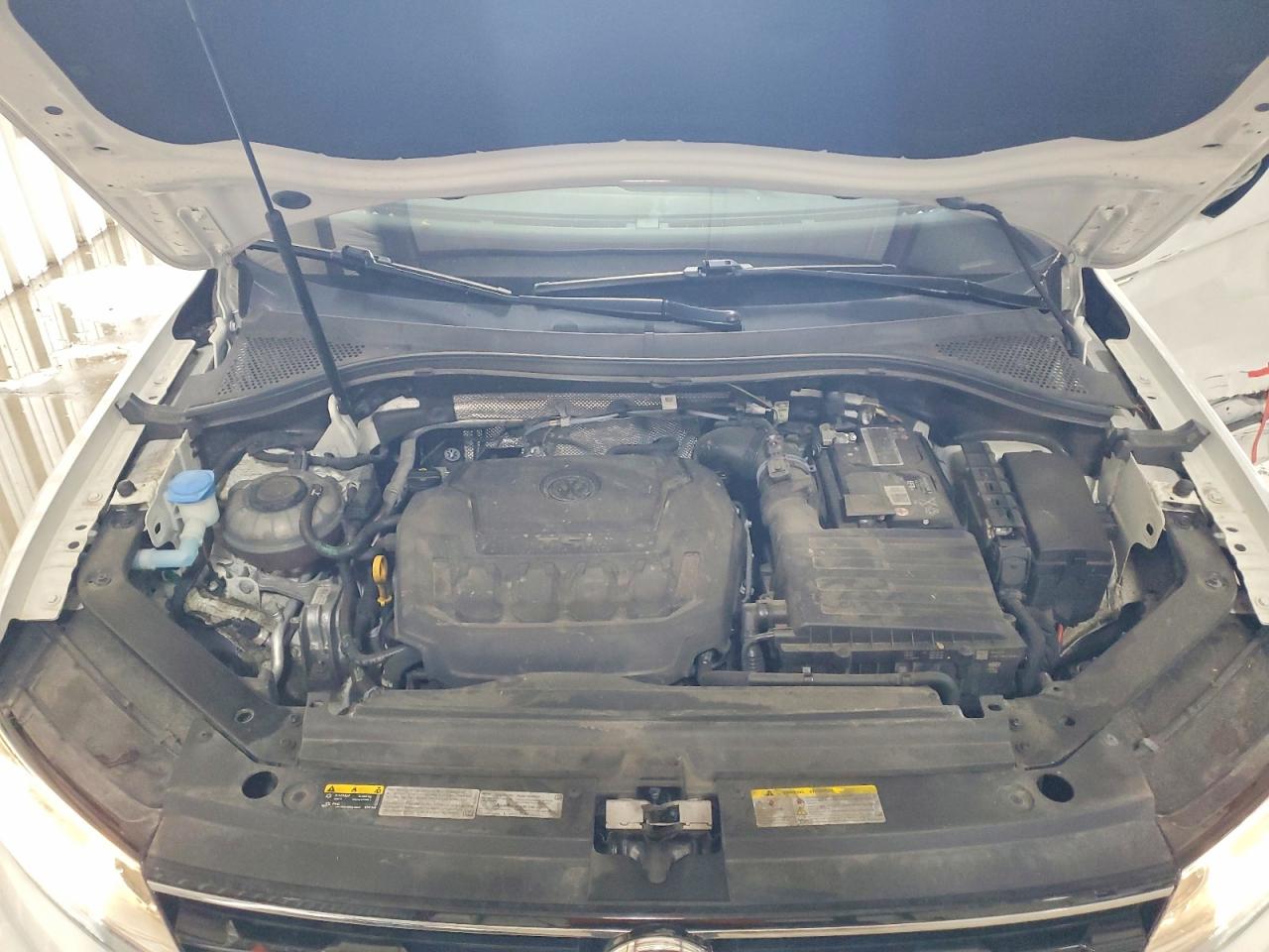 2021 VOLKSWAGEN TIGUAN SE photo 34