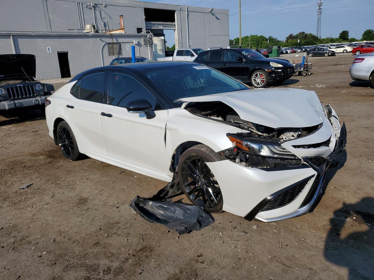 2021 TOYOTA CAMRY XSE photo 10