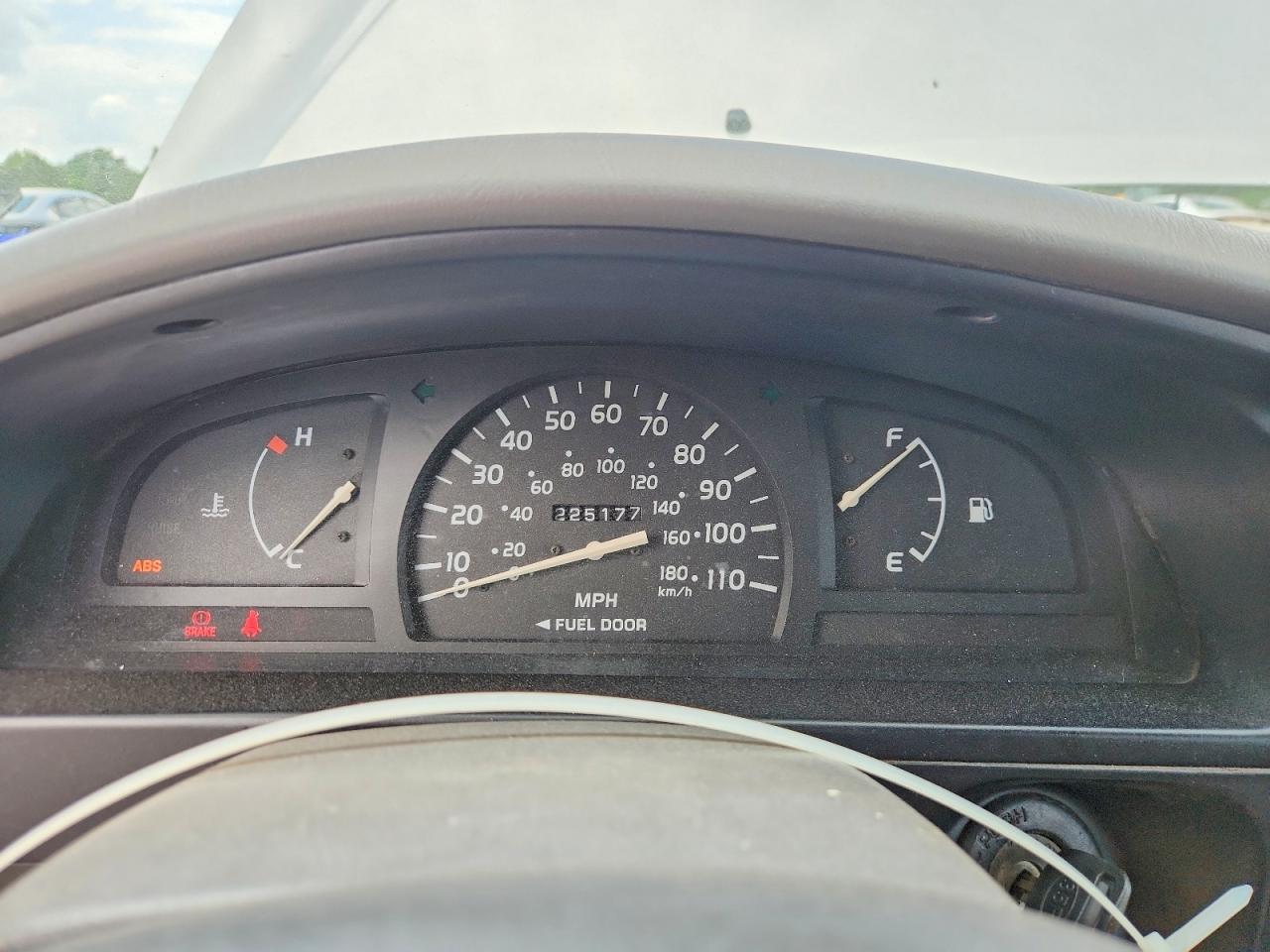2003 TOYOTA TACOMA BASE photo 25