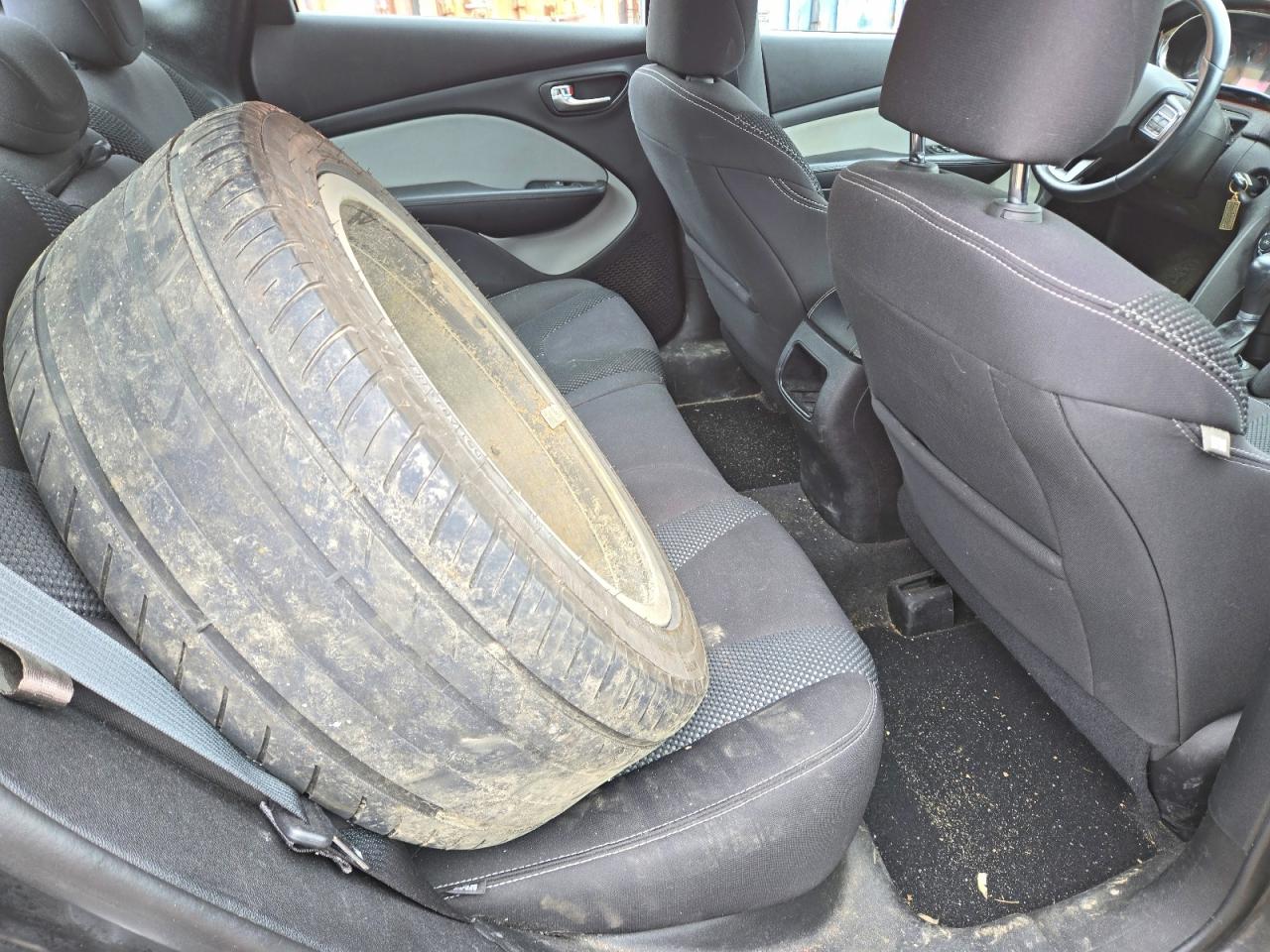 2015 DODGE DART SXT photo 28