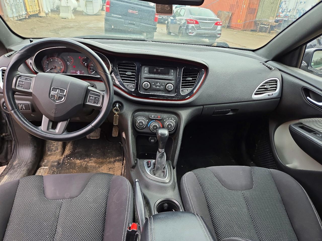 2015 DODGE DART SXT photo 22