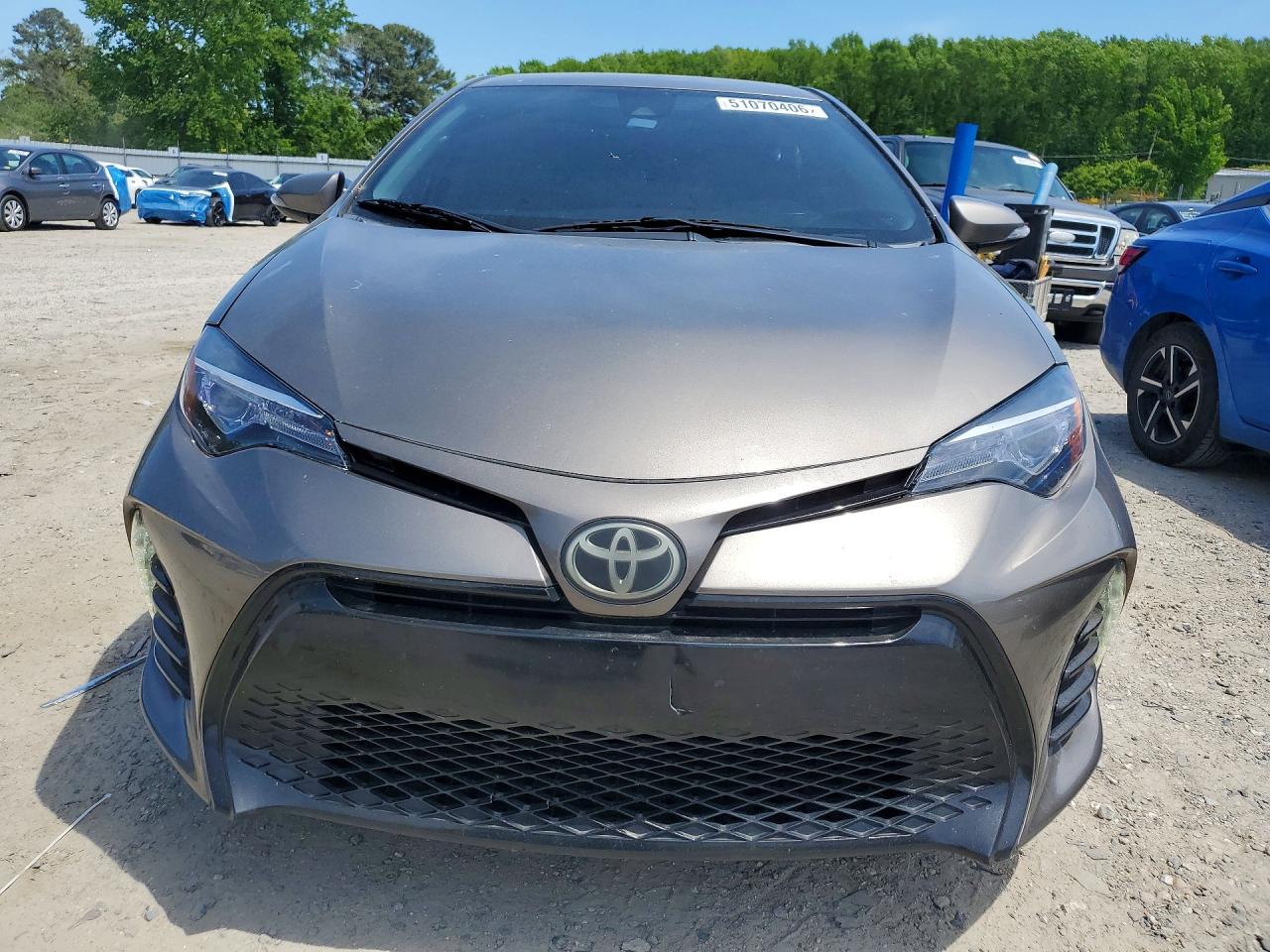 2017 TOYOTA COROLLA SE photo 9