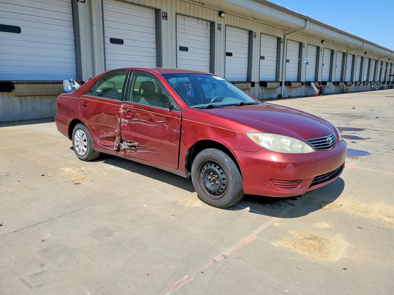 2005 TOYOTA CAMRY LE photo 7