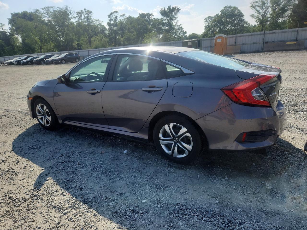 2016 HONDA CIVIC LX photo 4