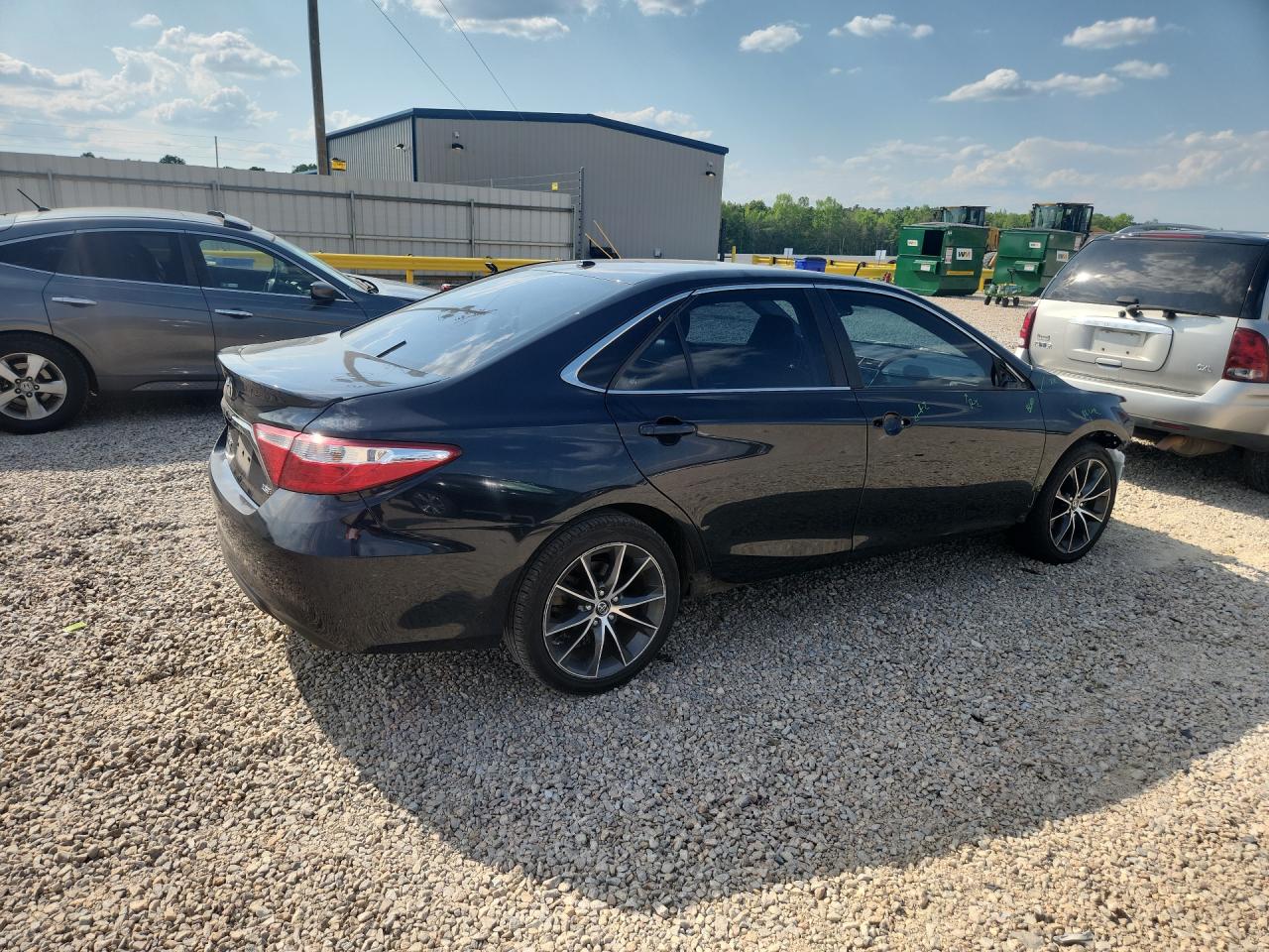 2016 TOYOTA CAMRY XSE photo 5