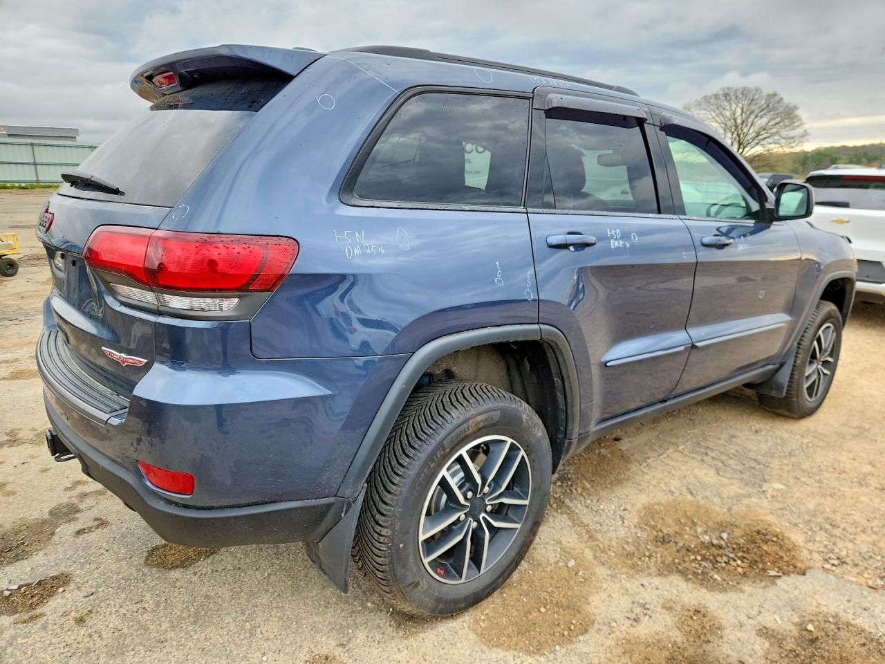 2020 JEEP GRAND CHEROKEE TRAILHAWK photo 7