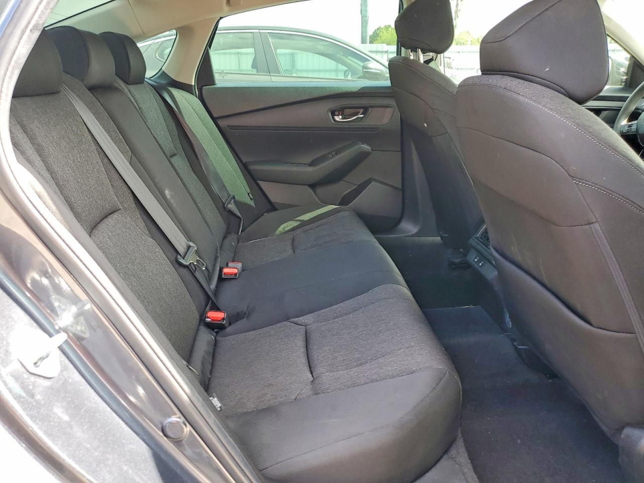 2025 HONDA ACCORD SE photo 19
