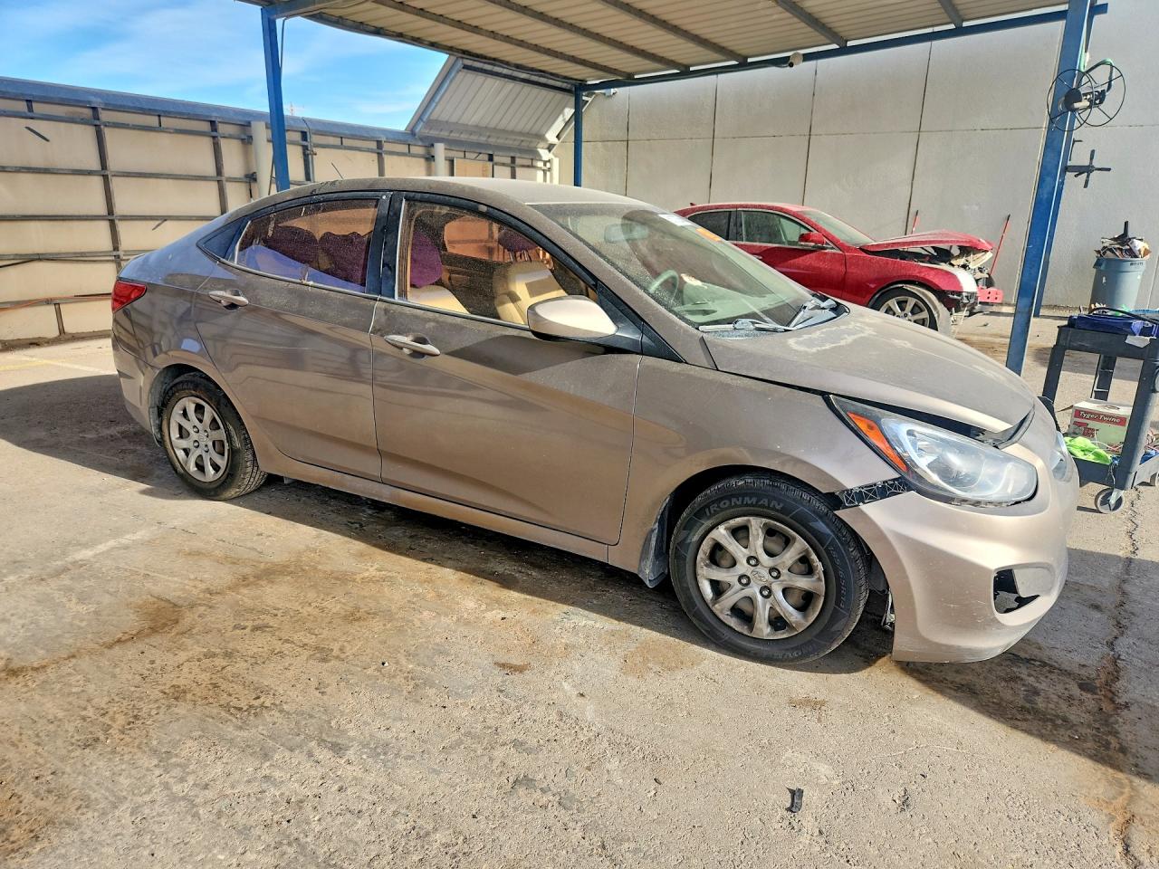 2012 HYUNDAI ACCENT GLS photo 10