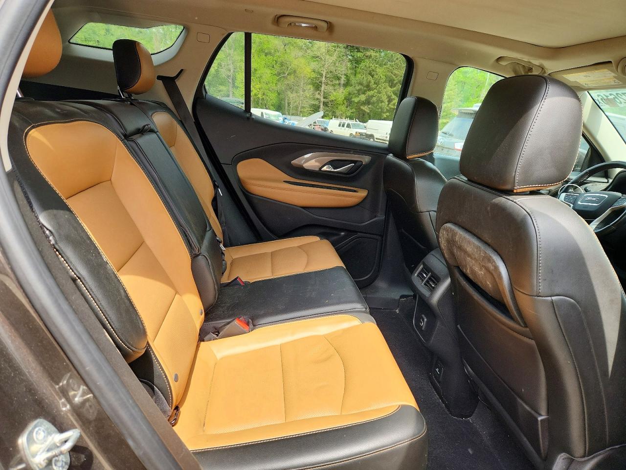 2019 GMC TERRAIN SLT photo 21