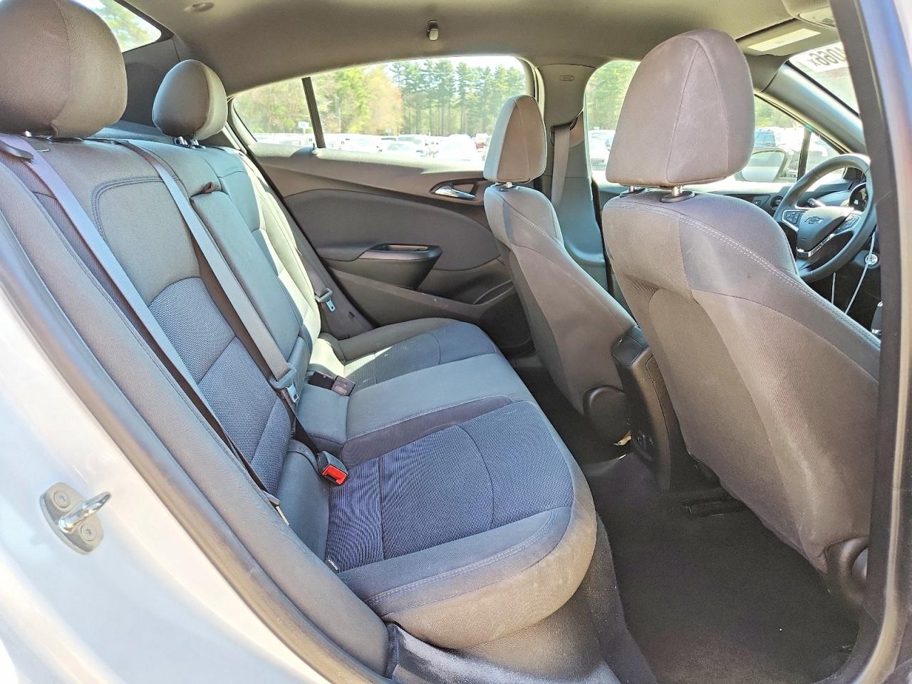 2019 CHEVROLET CRUZE LT photo 28
