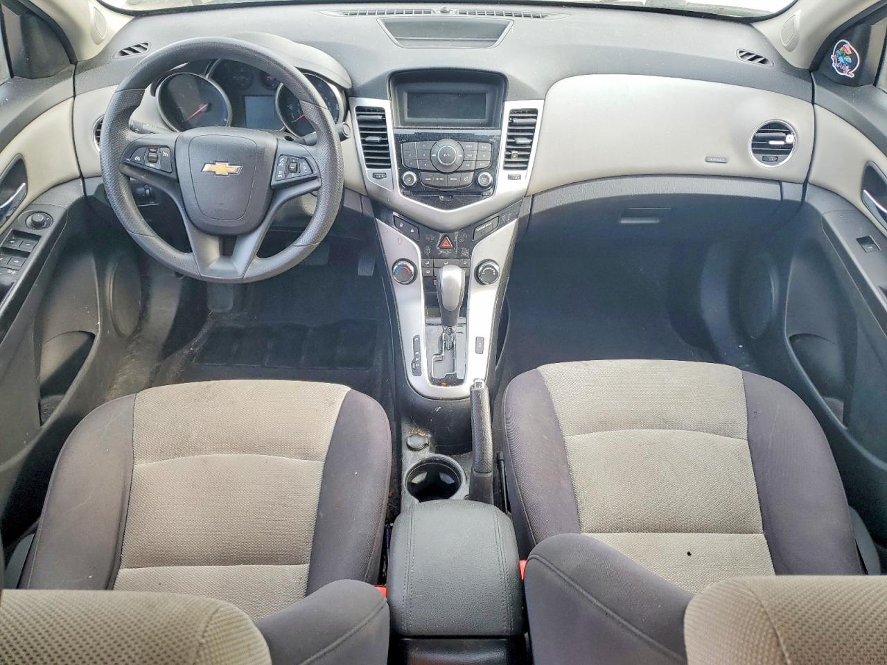 2013 CHEVROLET CRUZE LS photo 15