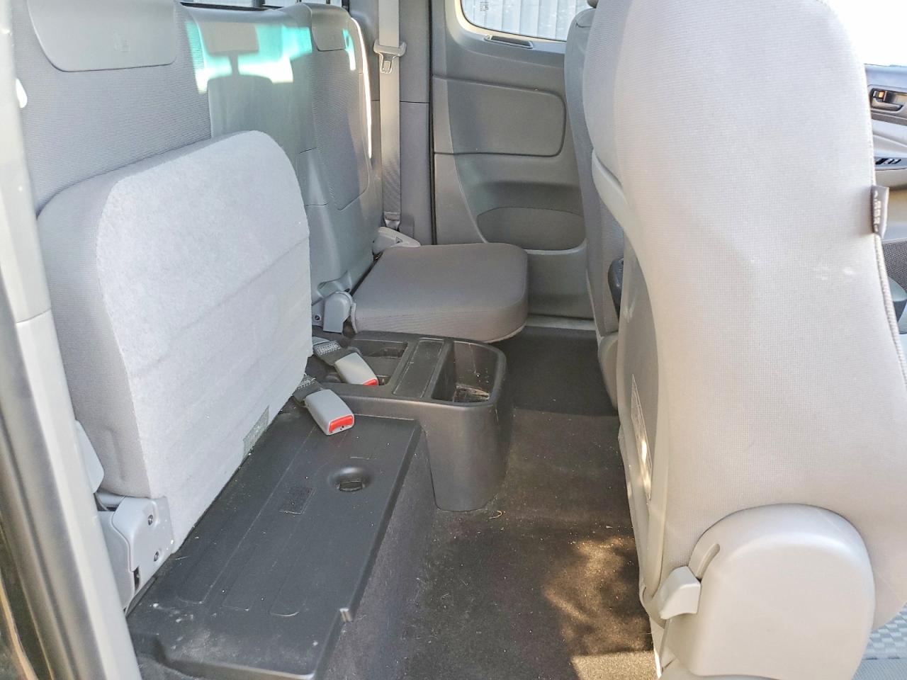 2013 TOYOTA TACOMA V6 photo 10